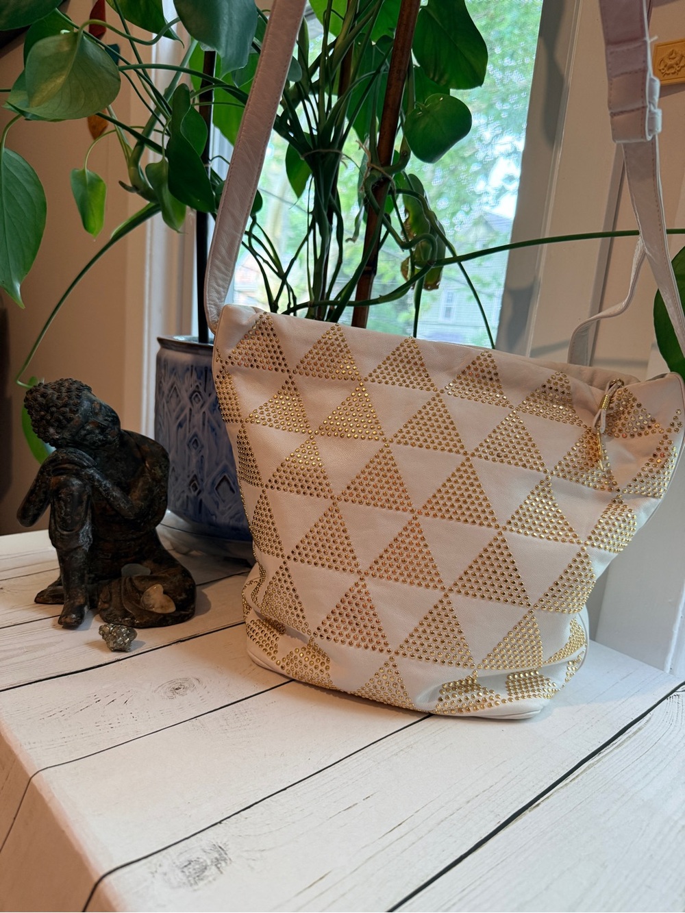 Sharif | Vintage White Crossbody with Gold Triangle Studs